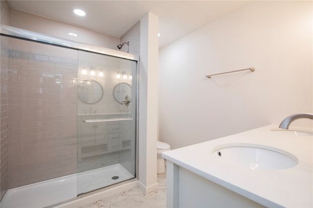 1 Leyland Drive, Bella Vista, AR 72714