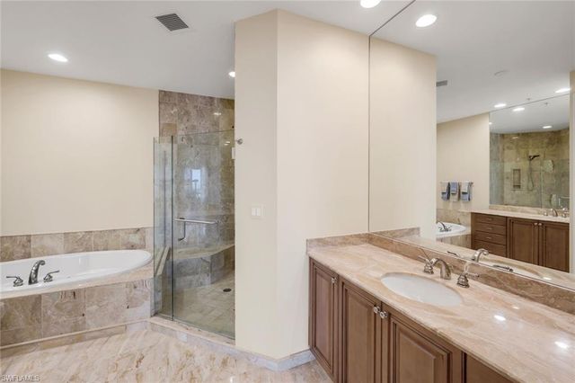 4951 Bonita Bay BLVD PH302, Bonita Springs, FL 34134