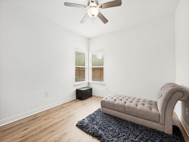 1028 Claude Street, Dallas, TX 75203