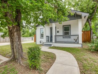 1028 Claude Street, Dallas, TX 75203