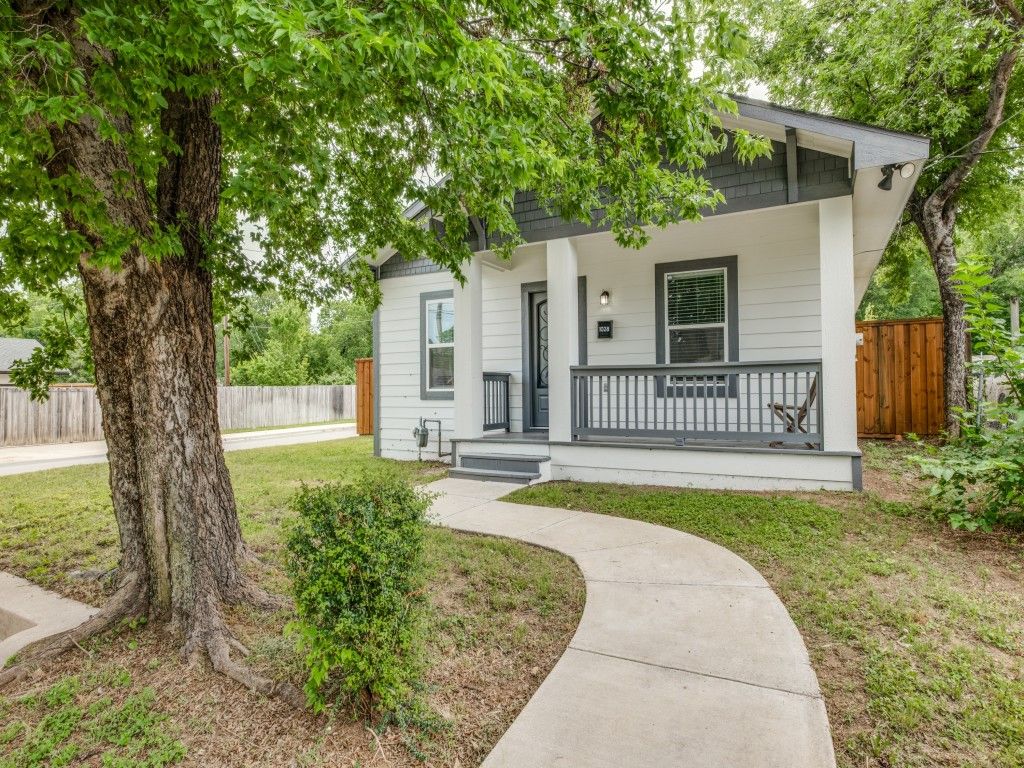 1028 Claude Street, Dallas, TX 75203