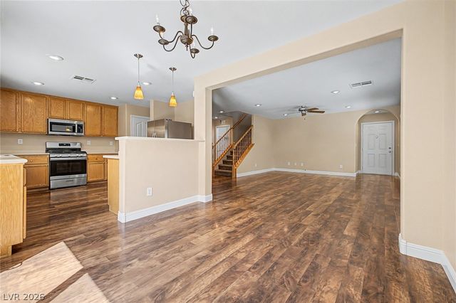 7819 Granite City Court, Las Vegas, NV 89166