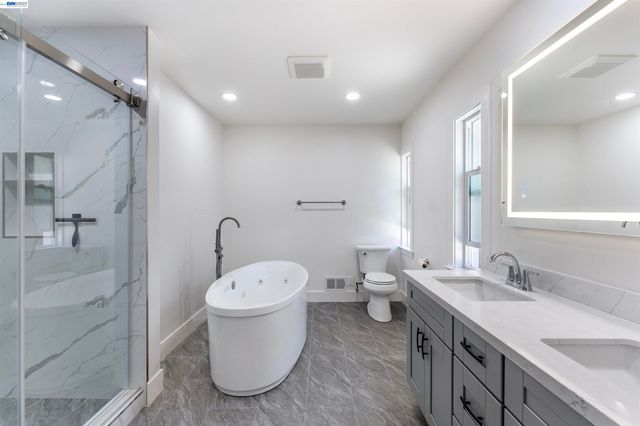 3727 Northridge Dr, Concord, CA 94518