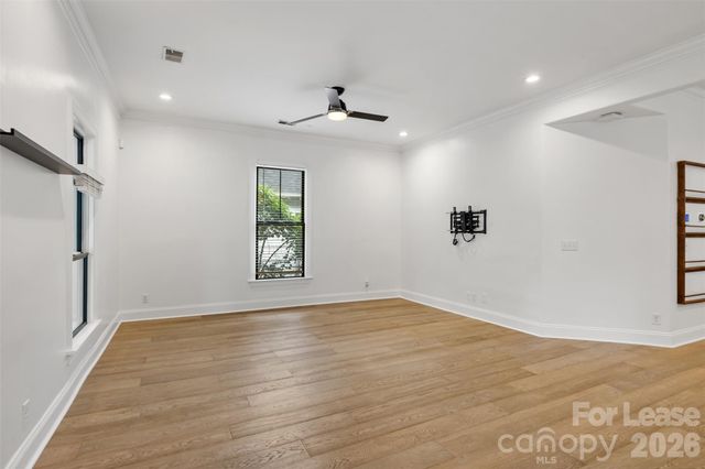 321 E Worthington Avenue, Charlotte, NC 28203
