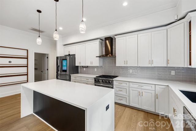 321 E Worthington Avenue, Charlotte, NC 28203