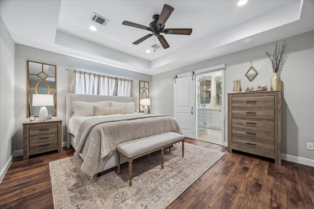 2011 Willowmoss Court, Houston, TX 77008