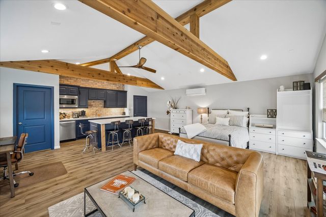 2011 Willowmoss Court, Houston, TX 77008