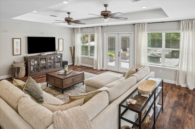 2011 Willowmoss Court, Houston, TX 77008