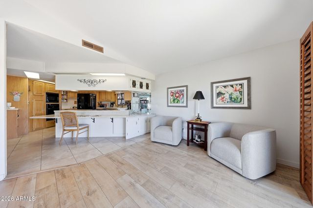 2465 N SNEAD Drive, Mesa, AZ 85215