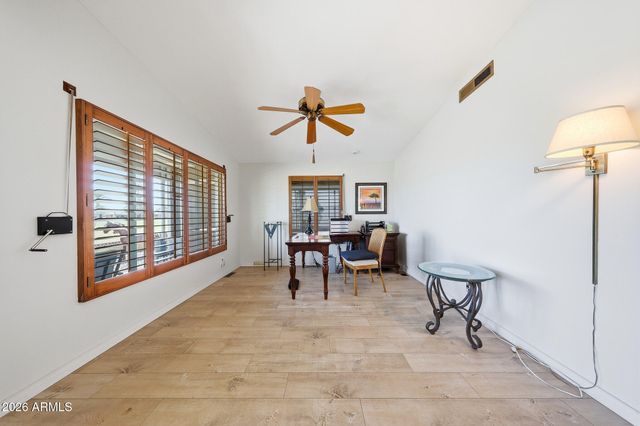 2465 N SNEAD Drive, Mesa, AZ 85215