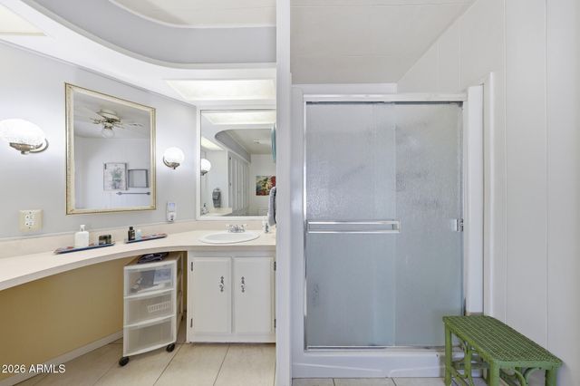 2465 N SNEAD Drive, Mesa, AZ 85215