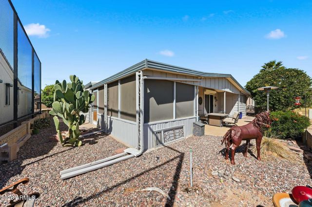 2465 N SNEAD Drive, Mesa, AZ 85215