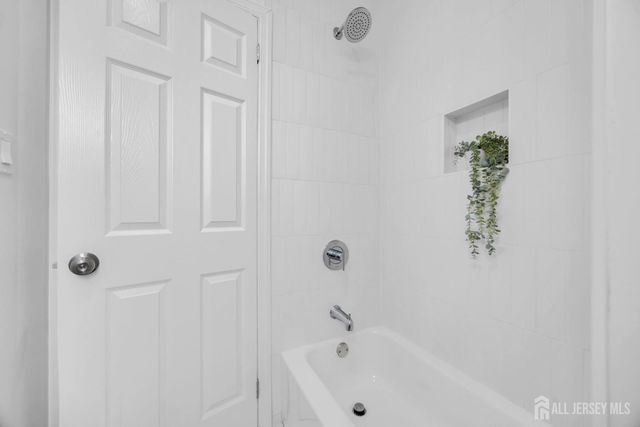 480 Stuyvesant Avenue, Trenton, NJ 08618