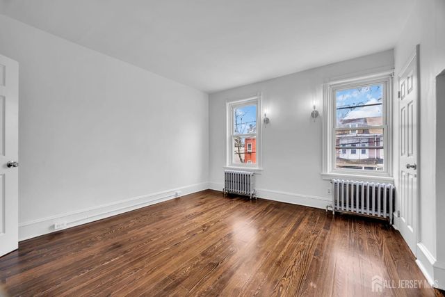 480 Stuyvesant Avenue, Trenton, NJ 08618