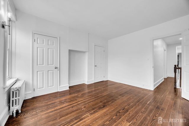 480 Stuyvesant Avenue, Trenton, NJ 08618