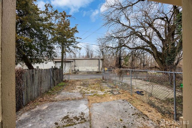 480 Stuyvesant Avenue, Trenton, NJ 08618