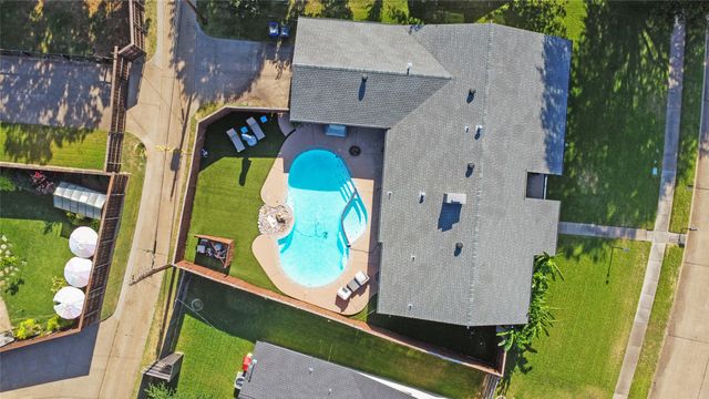 3711 Blue Trace Lane, Farmers Branch, TX 75244