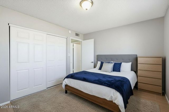 4502 W ALTADENA Avenue, Glendale, AZ 85304