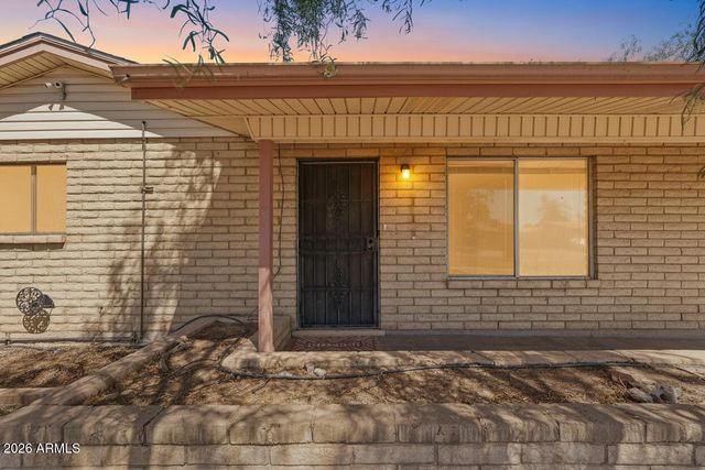 4502 W ALTADENA Avenue, Glendale, AZ 85304