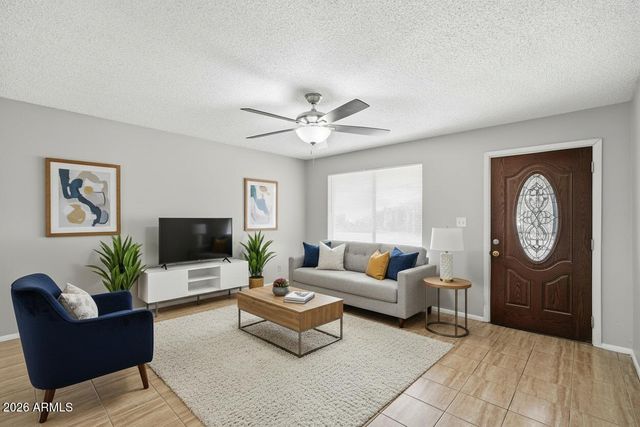 4502 W ALTADENA Avenue, Glendale, AZ 85304