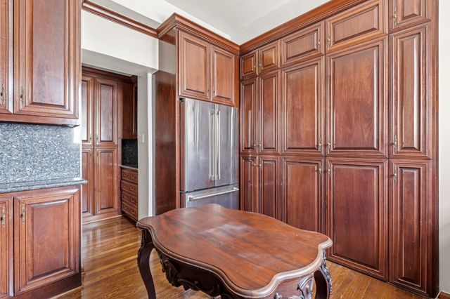 1700 Main Street 7B, Houston, TX 77002