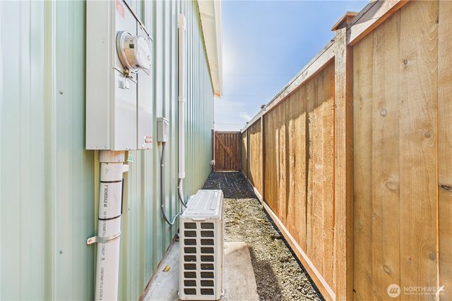 1022 E Delilah Rose Lane, Westport, WA 98595