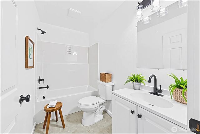 1022 E Delilah Rose Lane, Westport, WA 98595