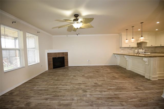 9997 Hyacinth Way, Conroe, TX 77385