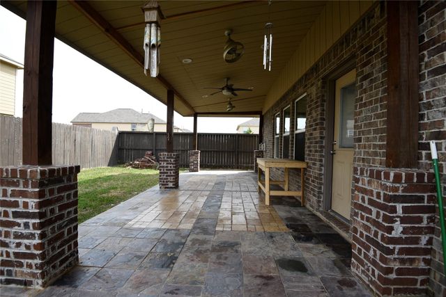 9997 Hyacinth Way, Conroe, TX 77385