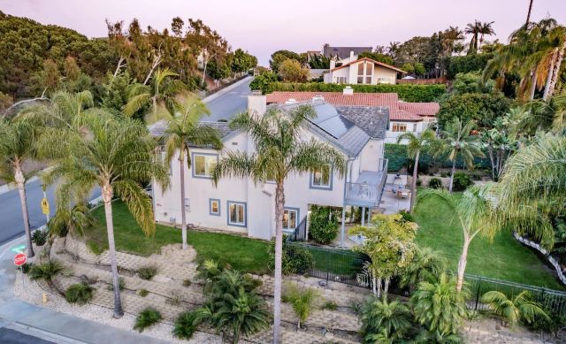 6823 Corintia St, Carlsbad, CA 92009