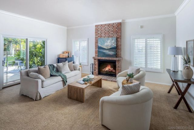 6823 Corintia St, Carlsbad, CA 92009