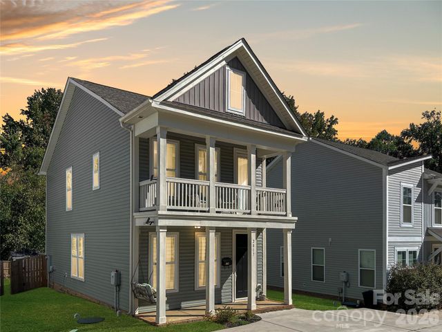 2817 Shamrock Drive, Charlotte, NC 28205