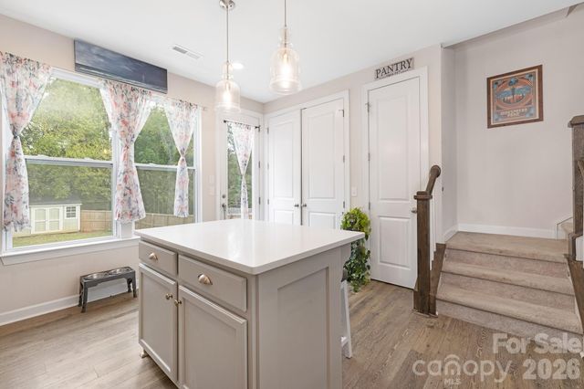 2817 Shamrock Drive, Charlotte, NC 28205