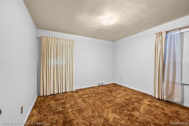 9983 Hemingway, Redford, MI 48239