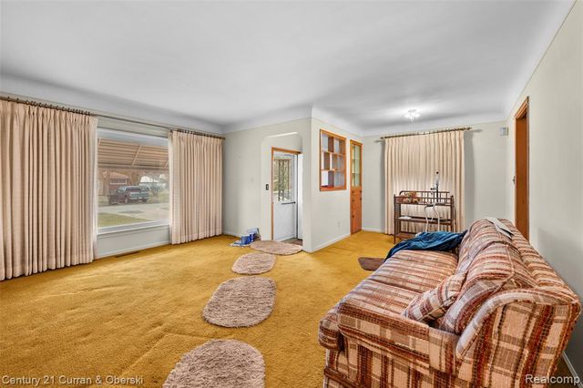 9983 Hemingway, Redford, MI 48239