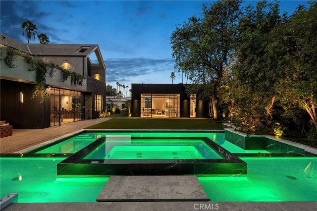 5134 Oakdale, Woodland Hills, CA 91364