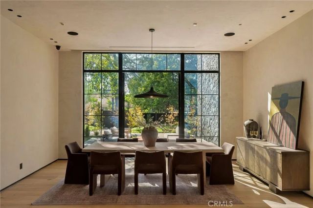 5134 Oakdale, Woodland Hills, CA 91364