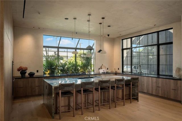5134 Oakdale, Woodland Hills, CA 91364