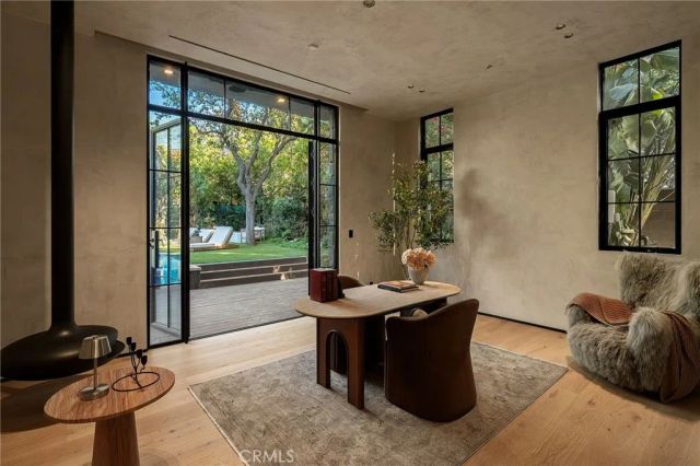 5134 Oakdale, Woodland Hills, CA 91364