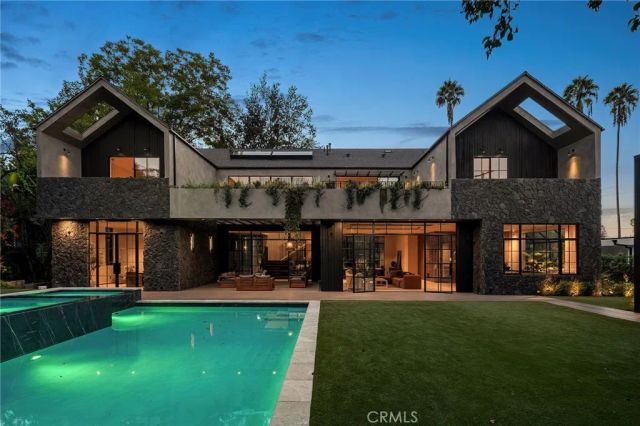 5134 Oakdale, Woodland Hills, CA 91364