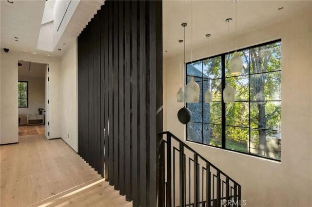 5134 Oakdale, Woodland Hills, CA 91364
