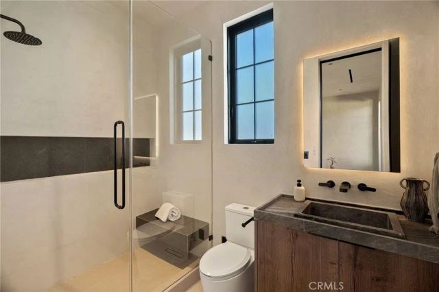 5134 Oakdale, Woodland Hills, CA 91364