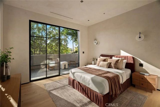 5134 Oakdale, Woodland Hills, CA 91364