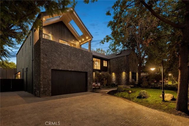 5134 Oakdale, Woodland Hills, CA 91364