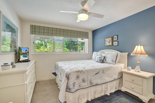 11 Tam O'shanter Lane, Fort Lauderdale, FL 33308