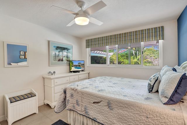 11 Tam O'shanter Lane, Fort Lauderdale, FL 33308