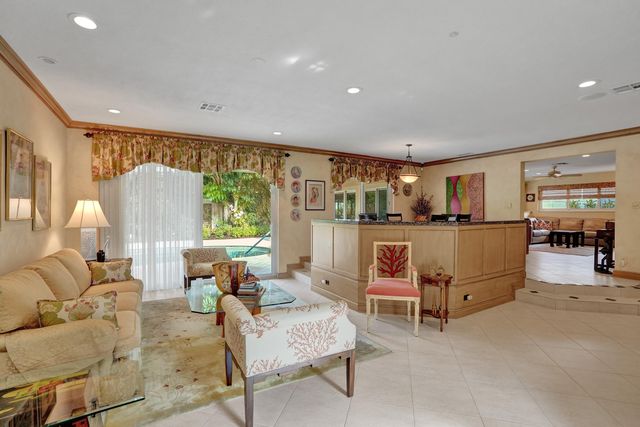 11 Tam O'shanter Lane, Fort Lauderdale, FL 33308