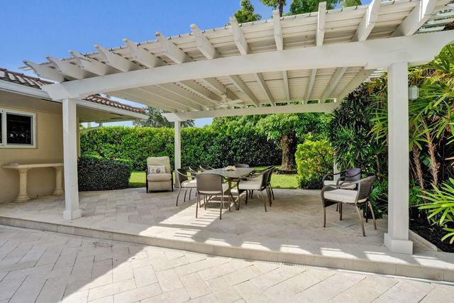 11 Tam O'shanter Lane, Fort Lauderdale, FL 33308