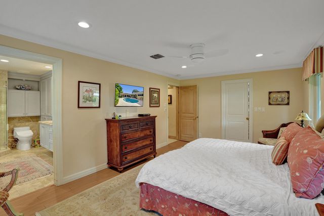11 Tam O'shanter Lane, Fort Lauderdale, FL 33308
