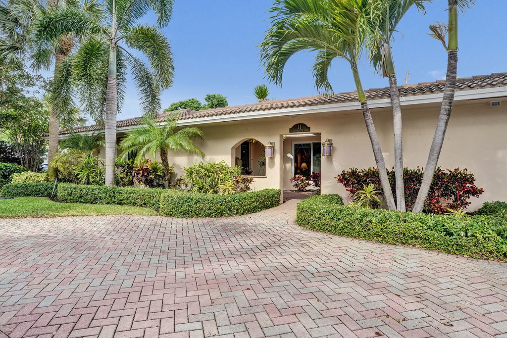 11 Tam O'shanter Lane, Fort Lauderdale, FL 33308